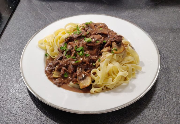 Pâtes crémeuses aux champignons
